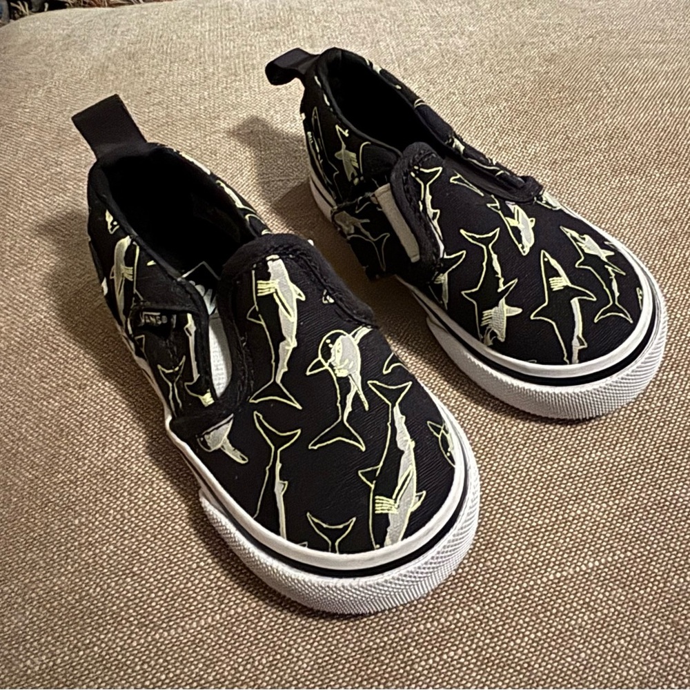 Vans Black Sneakers Slip-On Skate Style